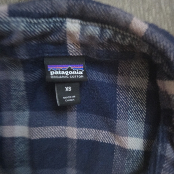 Men's‎ Navy Plaid Shirt - Picture 2 of 6